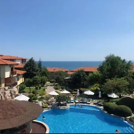 Διαμέρισμα Garden Of Eden *